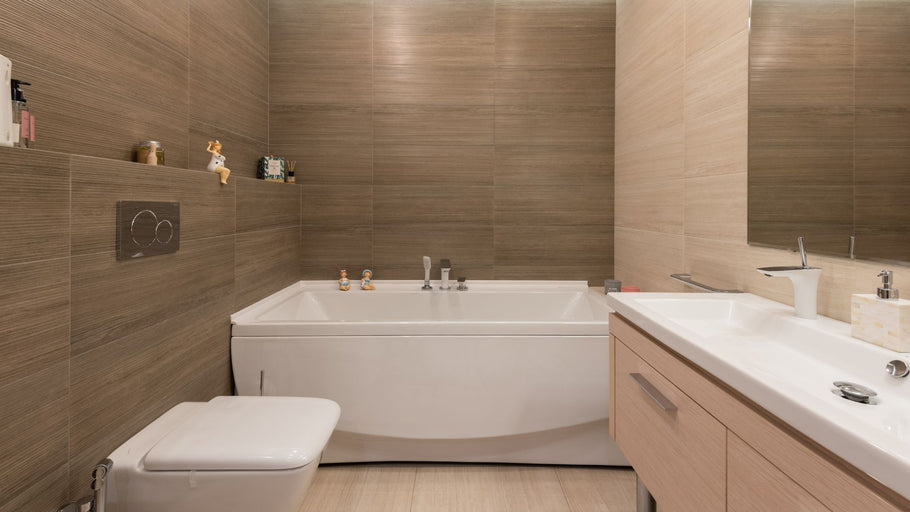 The Benefits of Bathroom Aids for Seniors: Safety, Comfort, and Independence